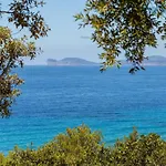 Juliette Con Vista Spettacolare Ridosso Del Mare Ferienhaus